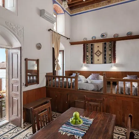 Elpis * Lindos (Rhodes)